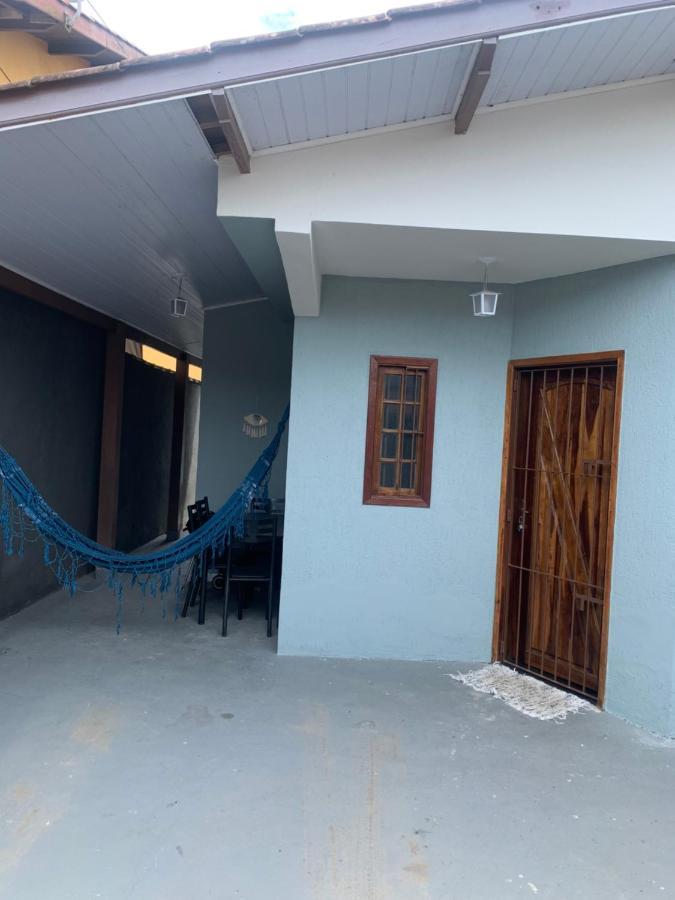 Casa Em Com Ambiente Familiar *